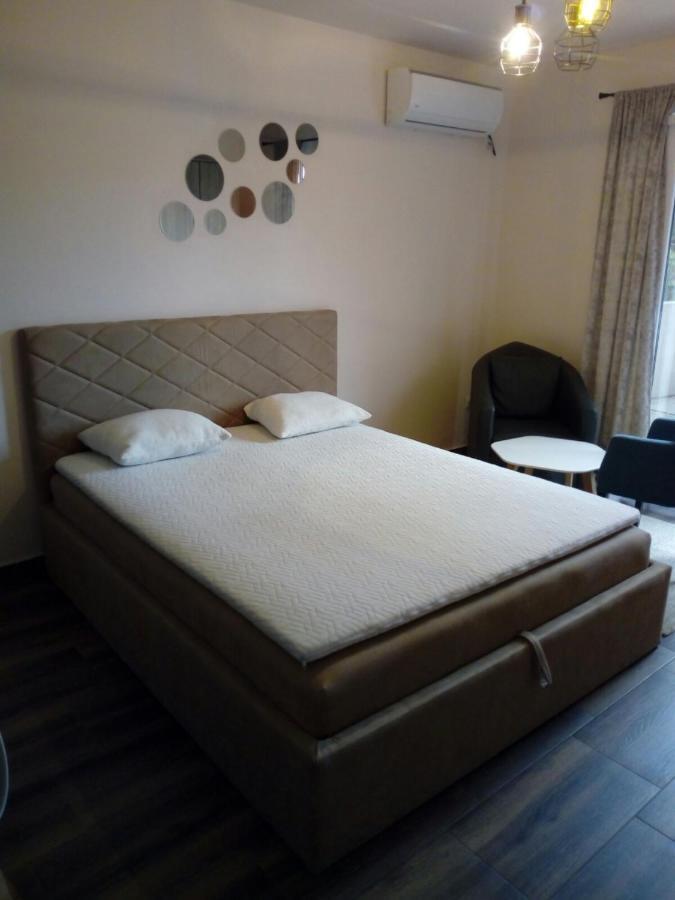 Apartment Petra Tivat Exterior photo