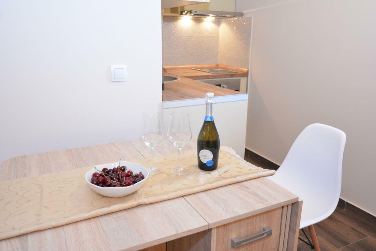 Apartment Petra Tivat Exterior photo